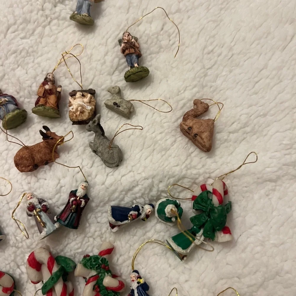 Mini ornaments - Picture 3 of 6